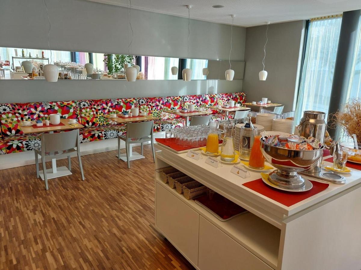 Stay.Inn Comfort Art Hotel Швац Экстерьер фото